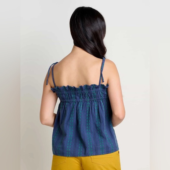 NWT, Toad & Co Cipher Tank, Silver Pine, XS - Picture 2 of 3